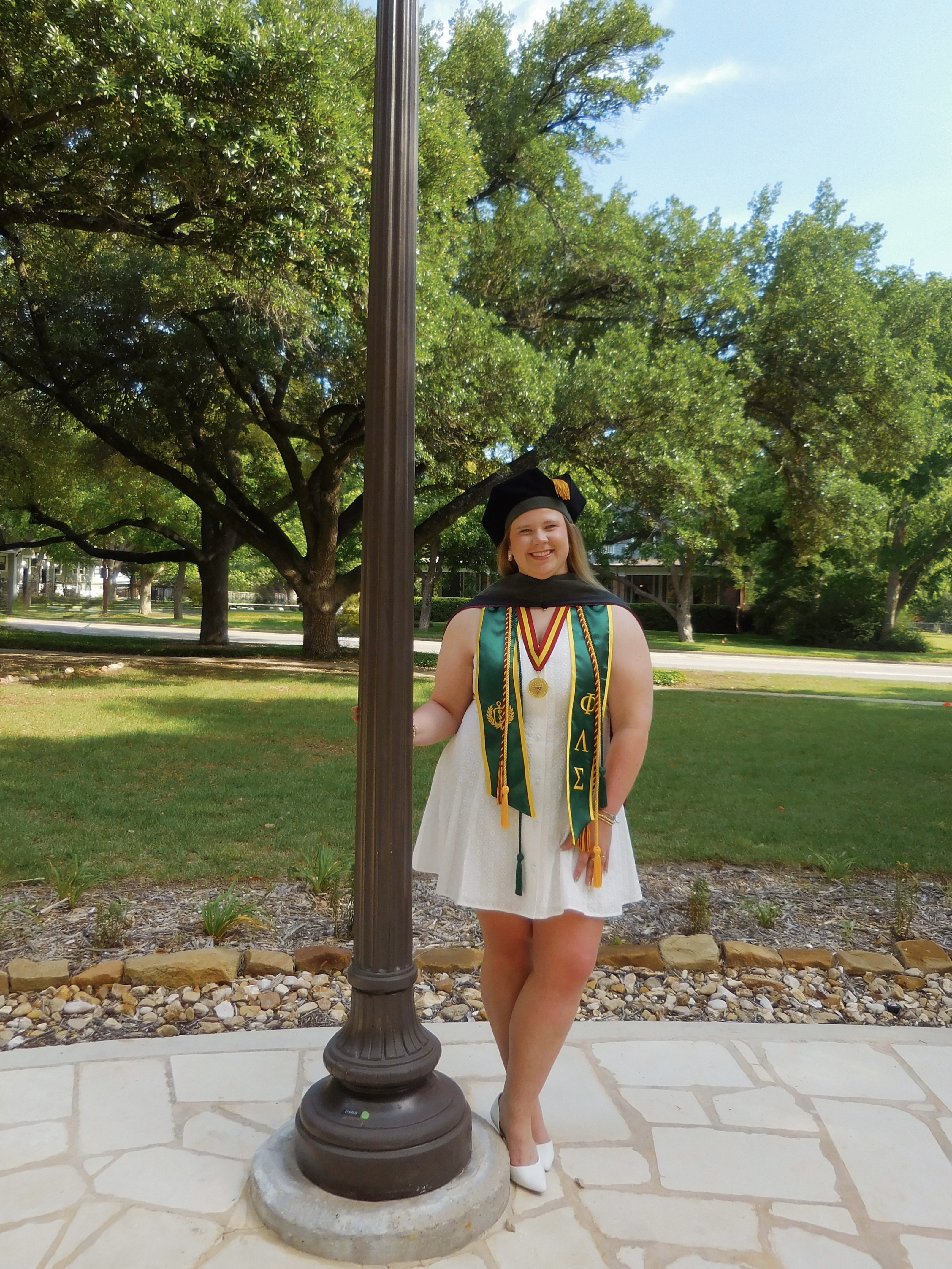 Ashleigh-Holden-web.jpg